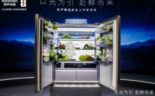 在厨房里仰望星空：容声「曦望」如何用美学回应情绪价值？